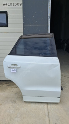 ARKA KAPI - SAĞ - AUDI Q3 12-18 - ( 8U0833052 )