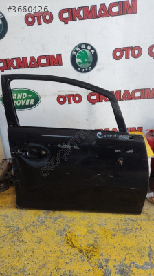 Opel Corsa D Sağ Ön Kapı