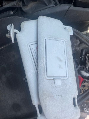 Peugeot 208 sağ sol güneşlik