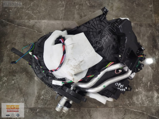 OPEL MOKKA KALORİFER KAZANI ORJINAL HATASIZ ÇIKMA EGE OTOMOTİV