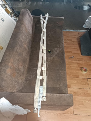 AUDİ A4 ÇIKMA TAVAN AIRBAG