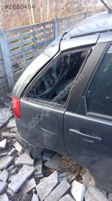 Seat Ibiza sağ arka çamurluk kesme yedek parça