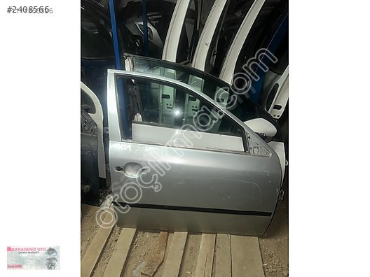 SKODA OCTAVİA SAĞ ÖN KAPI...