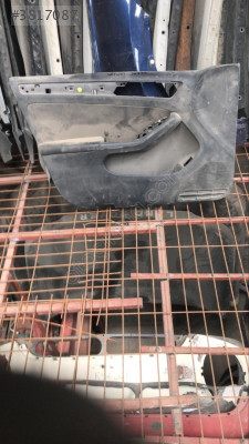 Volkswagen jetta ön kapı sol döşemesi