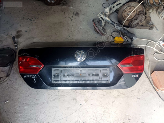 vw jetta bagaj kapağı 2011-17