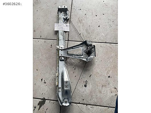 RENAULT CLİO 3 HB ARKA CAM KRİKOSU