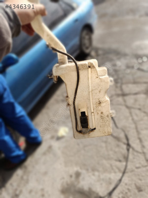 mitsubishi colt orjinal cam suyu deposu. Son olur fiyat