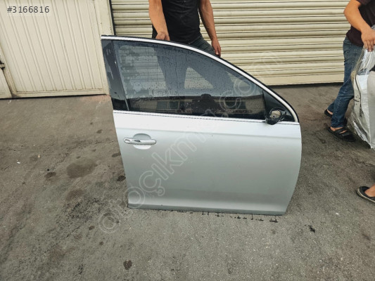 2004/2008 VW GOLF 5 GRİ SAĞ ÖN KAPI ORJINAL HATASIZ DOLU