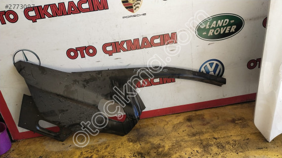 WV PASSAT B8 SAĞ ARKA ÇAMURLUK