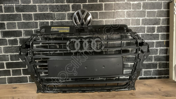 8V3853651 orjinal 2013-2018 audi a3  nikelajsız ön panjur
