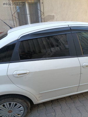 Fiat linea sağ arka kapı