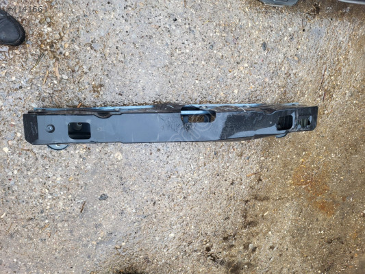 Fiat egea arka tampon demiri