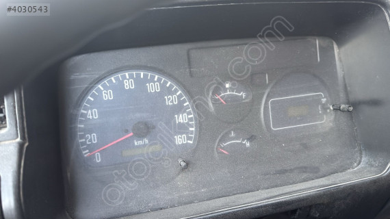2008 Isuzu NKR kilometre saati