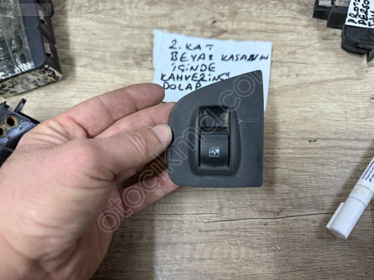 FİAT DOBLO CAM DÜĞMESİ TEKLİ SAĞ TARAF ORJİNAL ÇIKMA 98-05 MODEL