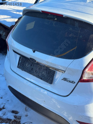 Fort fiesta  bagaj kapak