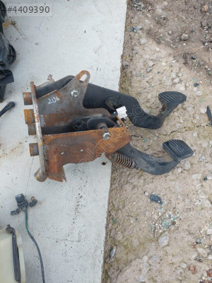 PEUGEOT 206 FREN DEBRİYAJ PEDAL