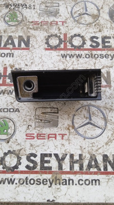 3C0857309 Passat B6 orta konsol küllük