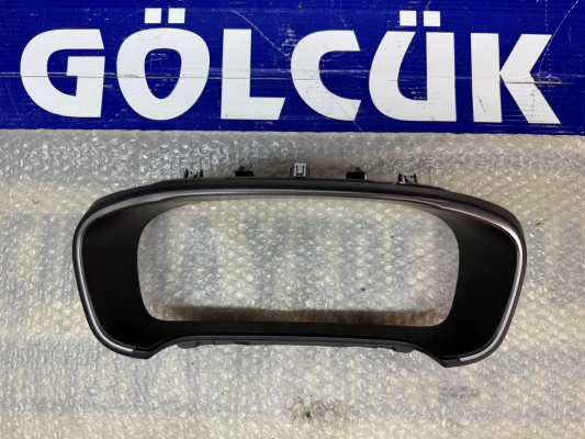682649098R Renault Megane 4 Kadran/Kilometre Saati Çerçevesi ORJ