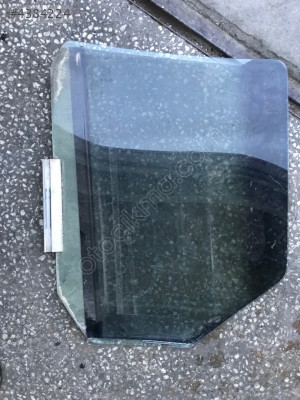 Ford escort sağ arka kapı camı