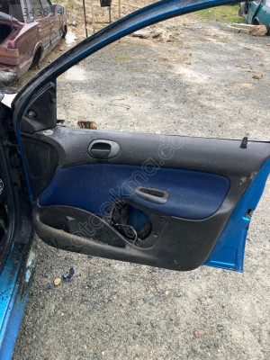 Peugeot 207 sağ ön kapı döşemesi