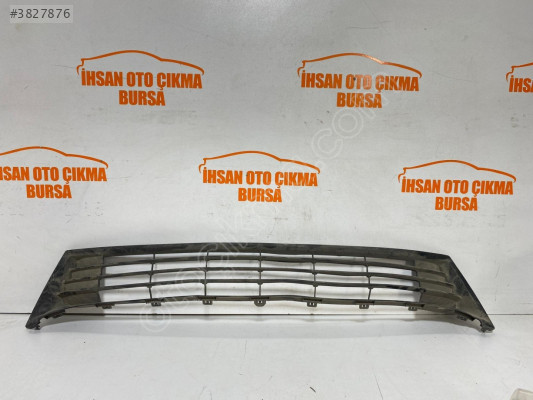 Toyota Corolla 13-15 Orijinal Çıkma Tampon Izgarası 5311202170