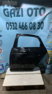 AUDİ A4 SOL ARKA KAPI