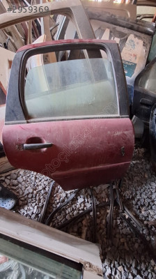 Citroen c3 sağ arka kapı çıkma