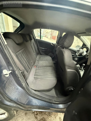 OPEL CORSA D 1.4 ARKA KOLTUK KONUK OTO