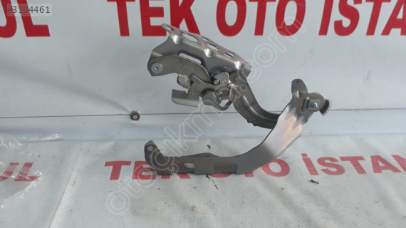 Mercedes C 205 KAPUT MENTEŞESİ A2058800828