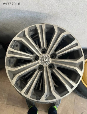Corolla orjinal  17 jant