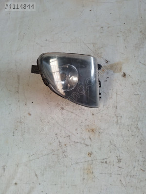 BMW F10 F11 ÖN SAĞ SİS FARI 89211380