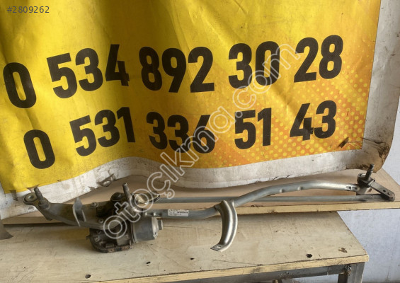 A 205 Mercedes silecek motoru ve mekanizması
