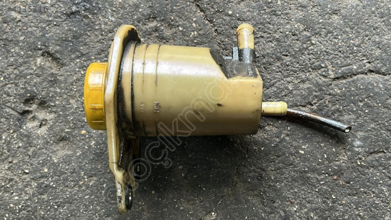 Fiat palio 1.6 benzinli hidrolik deposu
