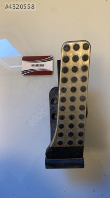 A2043000182 mercedes c180 w204 gaz pedalı