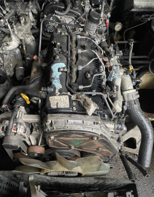 HYUNDAİ H100 E5 ÇIKMA KOMPLE MOTOR  (XS2104S25)