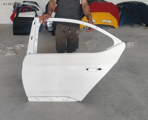 2015/2021 SKODA SÜPERB BEYAZ SOL ARKA KAPI ORJINAL BOYASIZ
