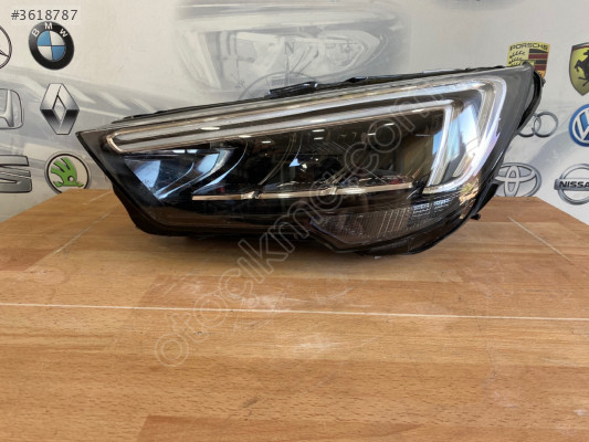 OPEL CROSSLAND GÜNDÜZ LEDLİ SOL FAR ORJİNAL ÇIKMA