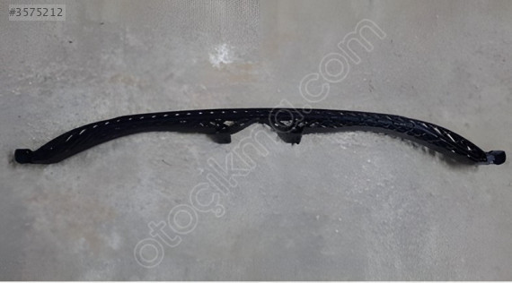VOLKSWAGEN PASSAT ÖN TAMPON ORTA BRAKETİ 2015-2019 ARASI SIFIR