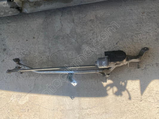 MERCEDES W205 ÖN CAM SİLGİ MEKANİZMASI OTO FEDAİ
