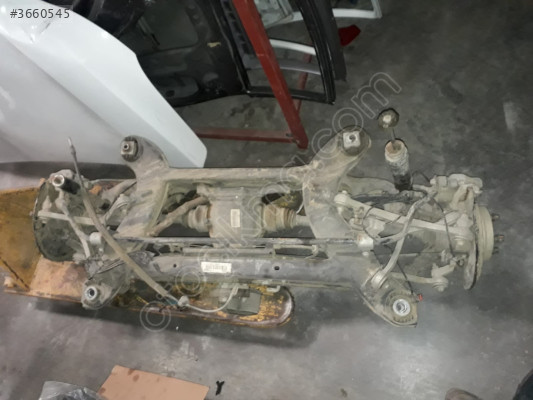 MERCEDES 204 KASA 2012 ARKA TAKIM KOMPLE TRAVERS