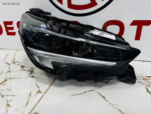 Opel Corsa f sağ ön far (2020 2023)