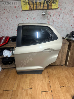 ECOSPORT SAĞ ARKA KAPI HATASIZ ORJİNAL ÇIKMA