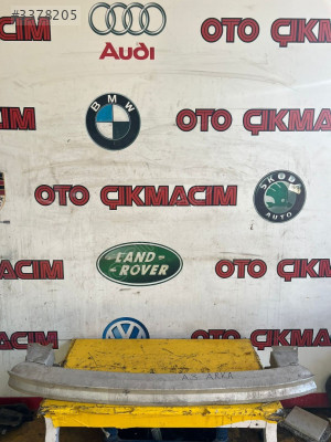 AUDİ A3 ARKA TAMPON DEMİRİ
