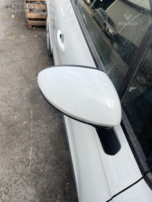 RENAULT CLIO 5 SAĞ AYNA ORJİNAL CIKMA