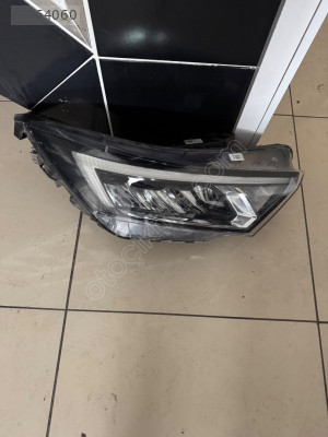 Hyundai i20 sağ far