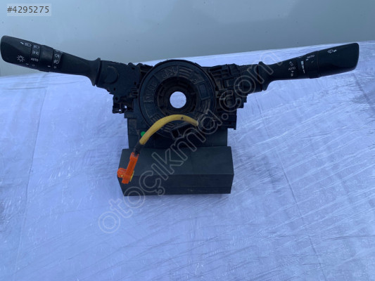 Toyota Sinyal Silecek Kolu Ve Zembereği