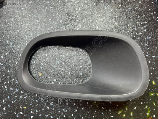 CİTROEN C3 SAĞ SİS ÇERÇEVESİ