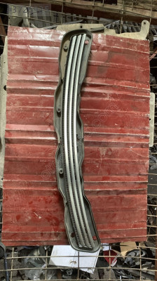 A2108800705 Orjinal mercedes w210 kaput ızgarası