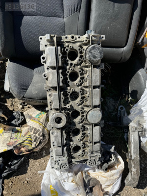 Volvo s80 2.8t6 çıkma silindir kapağı