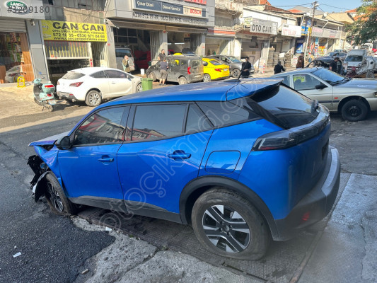 Peugeot 2008 sağ arka kapı hatasız
